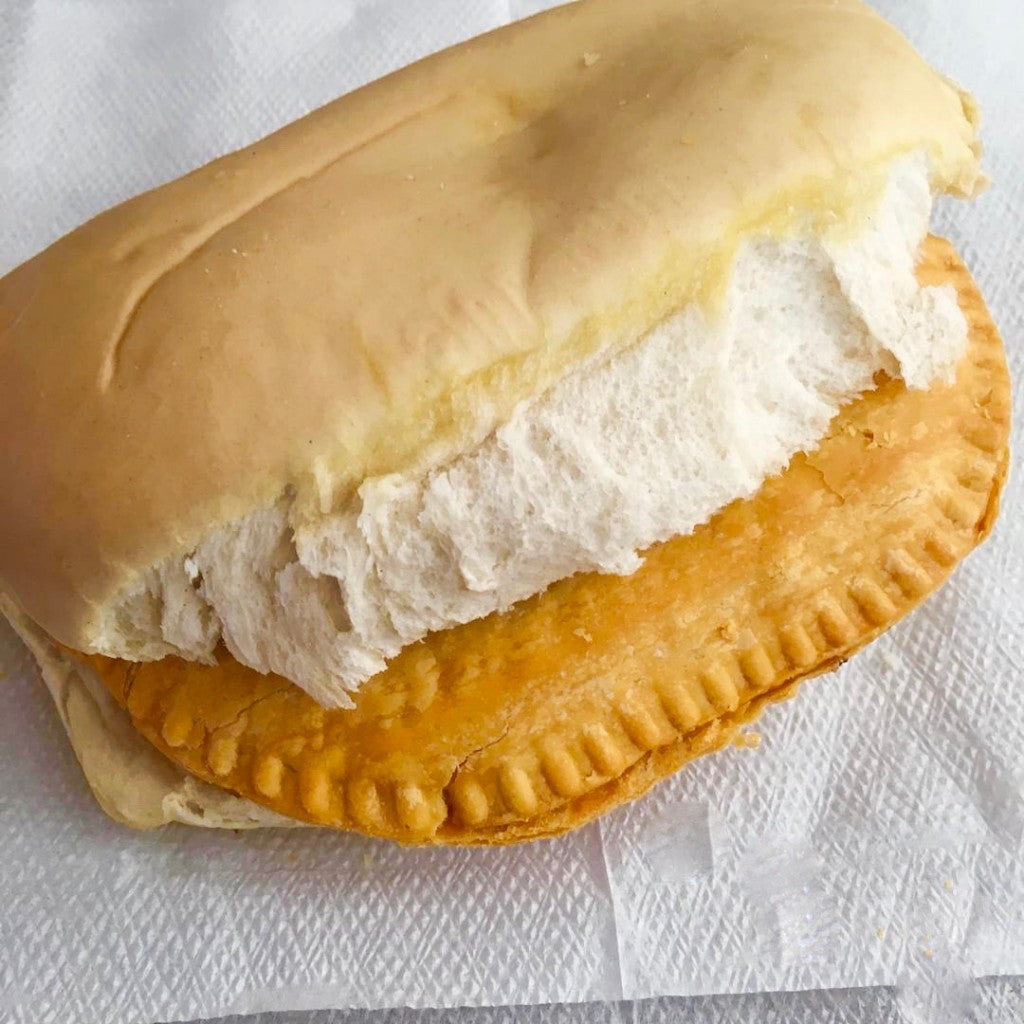 Juici Jamaican Patties (Box of 12) (Must Be Ship FedEx Overnight Only)
